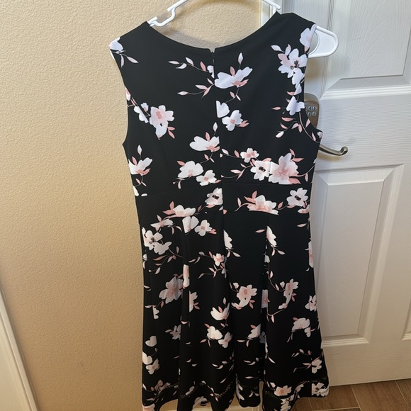 Liz Claiborne Dress - Picture 5 of 5